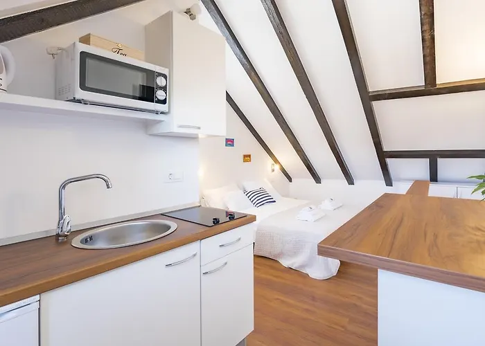 Agata House Hvar Apartman *